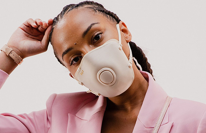 ފިޓް މާސްކު - ދުނިޔޭގެ އެންމެ ފުރަތަމަ ޑިޒައިނާ މާސްކު