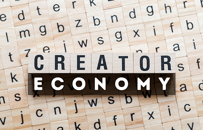 ކްރިއޭޓަރ އިކޮނޮމީ: އުފެއްދުންތެރިކަމުން އާމްދަނީ ހޯދުން