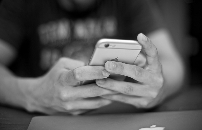 ސްމާޓް ފޯނުތަކުން ކުރެވޭ ބައެއް މޮޅުކަންތައް