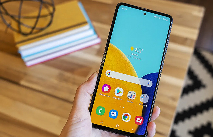 މެދުފަންތީގެ ސަޅި ފޯނެއް!