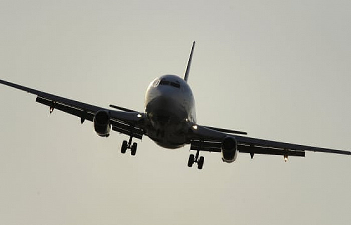 ސްޓާރލިންކް އިން ފްލައިޓްތަކަށް ހަލުވި އިންޓަނެޓް ފޯރުކޮށްދެނީ