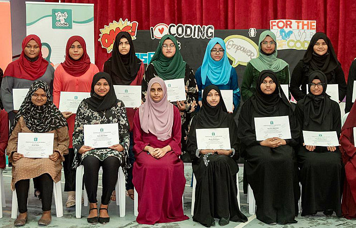 ކުޅުދުއްފުށީގައި ބޭއްވި ގަރލްސް ޓު ކޯޑު ޕްރޮގްރާމް ނިންމާލައިފި